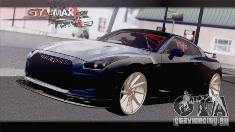 Nissan GT-R